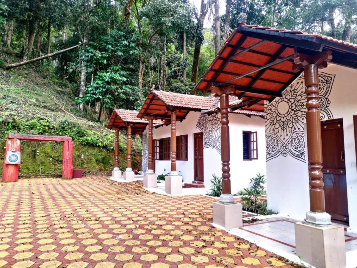 Готель Qexperiences Coorg Мадікері Екстер'єр фото